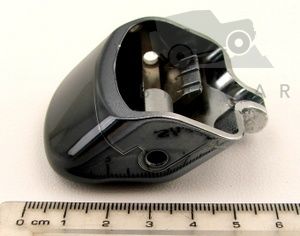 Image of STC60995, a 'AUTOLEVER BEZEL BLUE CHROME HOLLAND & HOLLAND - P38 RANGE ROVER' part