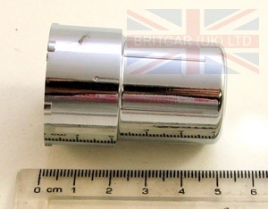 Image of STC61130, a 'BUTTON TAILGATE PUSH - CHROME - RANGE ROVER 1994 TO 2001' part