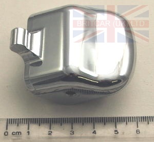 Image of STC61133, a 'BUTTON GEARSHIFT LEVER CHROME RR P38' part