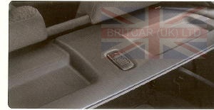 Image of STC7924PUY, a 'LOAD SPACE COVER 3 DOOR FL 2A>' part