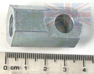 Image of SYG500030, a 'BANJO BOLT CLUTCH MASTER CYLINDER - DEFENDER 2007 ON' part
