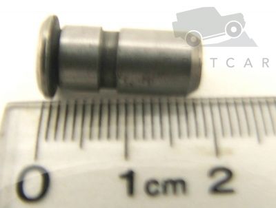 Image of UKC2089L, a 'CLEVIS PIN 5TH SPEED FORK LT77' part