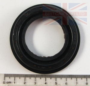 Image of UNG100060L, a 'TRANSFER BOX CASING SEAL - FREELANDER 1 1996-2006' part