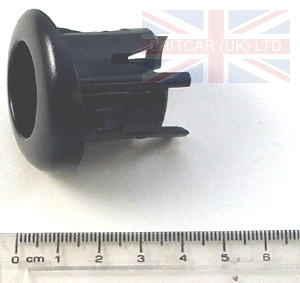 Image of VTJ000100PMA, a 'PARKING SENSOR  BEZEL - REAR OUTER - DISCOVERY 3' part