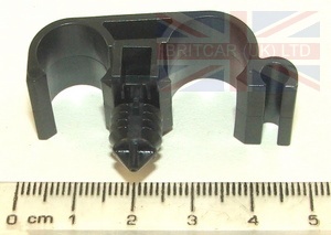Image of WJC000090, a 'FUEL PIPE CLIP PLASTIC DOUBLE FREELANDER 1' part
