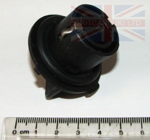 Image of XBP100150L, a 'BULB HOLDER HEADLAMP - FREELANDER 1' part