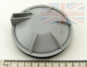 Image of XBV500020, a 'HEADLAMP DIPPED BEAM BULB COVER FREELANDER 1 4A>' part