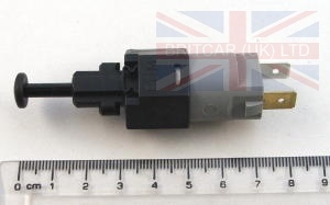 Image of XKB100080L, a 'SWITCH BRAKE LIGHT - FREELANDER' part