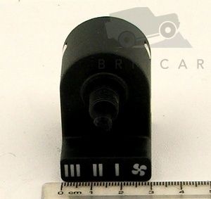 Image of YUK100270, a 'FAN SPEED SWITCH ASSY - AIR COND DEFENDER' part
