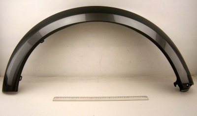 Image of LR010632, a 'FRONT WHEEL ARCH MOULDING - LEFT HAND - DISCOVERY 3 + 4' part