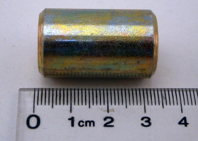 Image of UKQ100040, a 'SPACER TRANSFER BOX INT.REDUCTION DRIVE FREELANDER' part