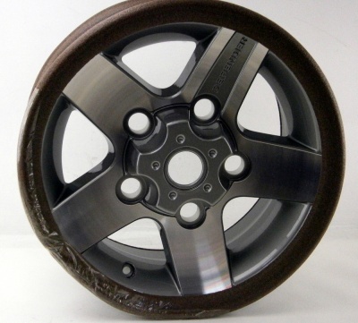 Image of VPLDW0001YCM, a 'WHEEL ASSY ALLOY DEFENDER 2007>' part
