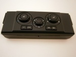 HEATER CONTROL WITH DRIVERS HEATED SEAT + WITH MANUAL AIR CONDITIONING - DISCOVERY 3 FROM VIN 8A000001