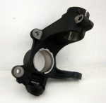 KNUCKLE - FRONT WHEEL - RIGHT HAND - FREELANDER 2