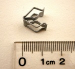 CLIP - 0.8 - 2.5 PANEL CLOSURE - EVOQUE - RANGE ROVER SPORT + VOGUE