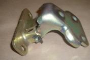 DOOR HINGE - LOWER RIGHT HAND REAR - FREELANDER 1