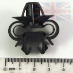 BRAKE PIPE CLIP SINGLE PLASTIC FREELANDER 1
