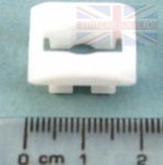 RETAINER 1/4 TURN CLICK TYPE - BLACK - DISCOVERY 3 + 4 - FREELANDER 2 - RANGE ROVER SPORT