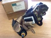 SEATBELT REAR LEFT HAND - BARLEY - JAGUAR - XJ SERIES FROM (V)720125 TO (V) 812255 (X300) 