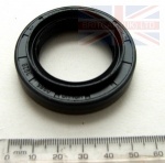FRONT AXLE OUTPUT OUTER SEAL - FREELANDER 2 - EVOQUE - DISCOVERY SPORT