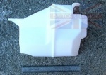 WINDSCREEN WASHER RESERVOIR - WITH HEADLAMP WASH - FREELANDER 2