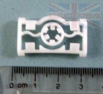 ROOF TRIM FIXING CLIP - RANGE ROVER VOGUE