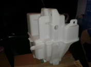 WINDSHIELD WASHER RESERVOIR LESS HEADLAMP WASH - FREELANDER 2