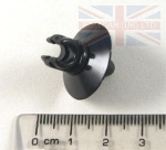 FRONT BRAKE PIPE PLASTIC CLIP - DEFENDER 1987-2006 - DISCOVERY 1 - DEFENDER - NSN 5340-99-447-7878