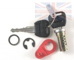 BARREL & KEY DOOR LOCK RIGHT HAND RED DISCOVERY 1