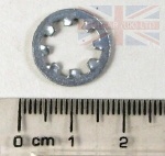 REAR BODY LOWER RETAINING MOUNTING WASHER - REGULAR 110" DEFENDER 1987-2007 ONWARDS LESS STATION WAGON (-) 90"