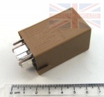 RELAY FRONT + REAR WIPER AND WASHERS - RANGE ROVER VOGUE